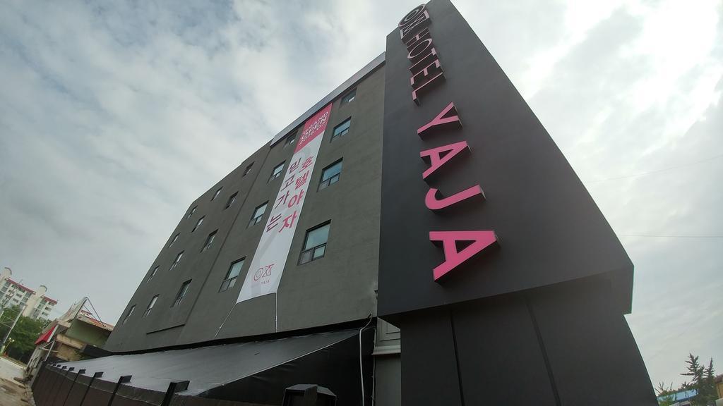 Siheung Hotel Yaja Jungwang מראה חיצוני תמונה
