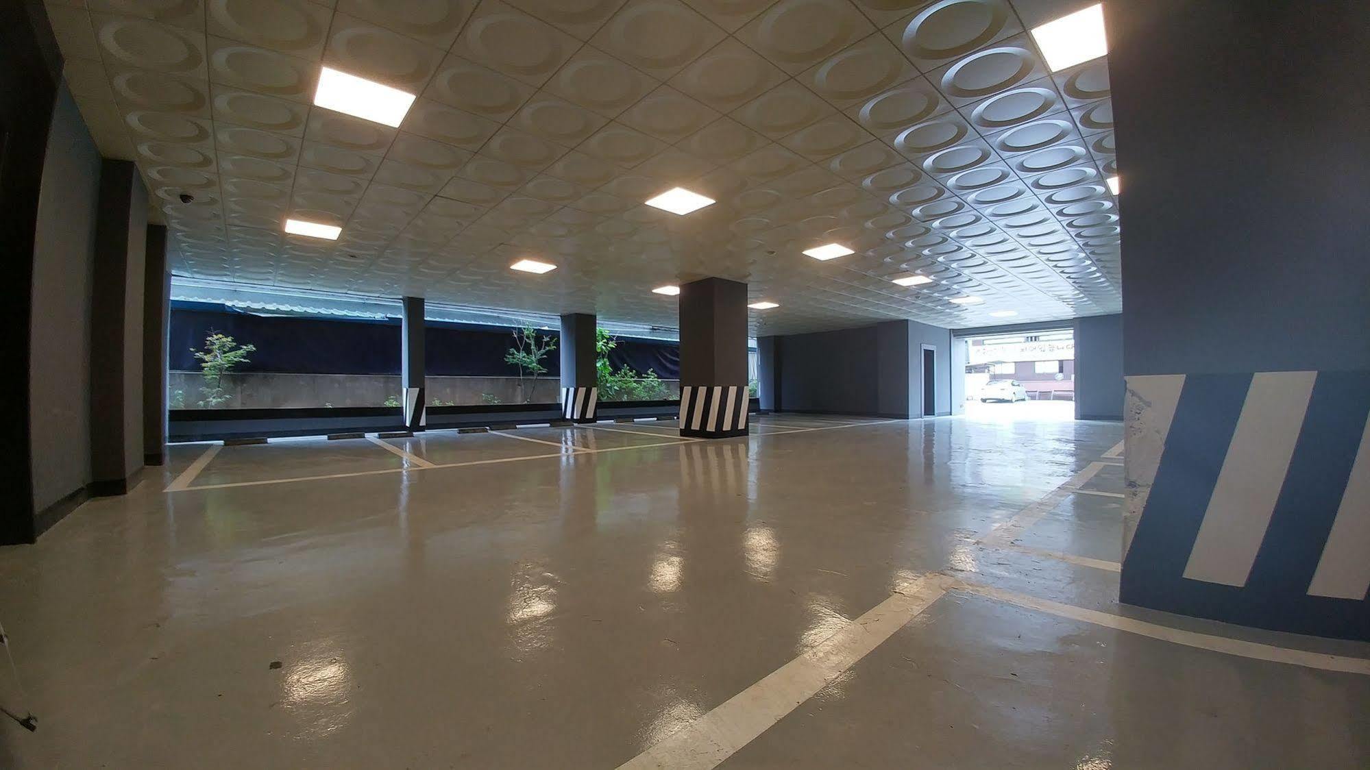 Siheung Hotel Yaja Jungwang מראה חיצוני תמונה